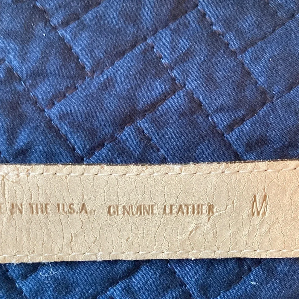 VTG Nava Leather Womens Classic Brown‎ Leather Croc Embossed Belt Size M Gold